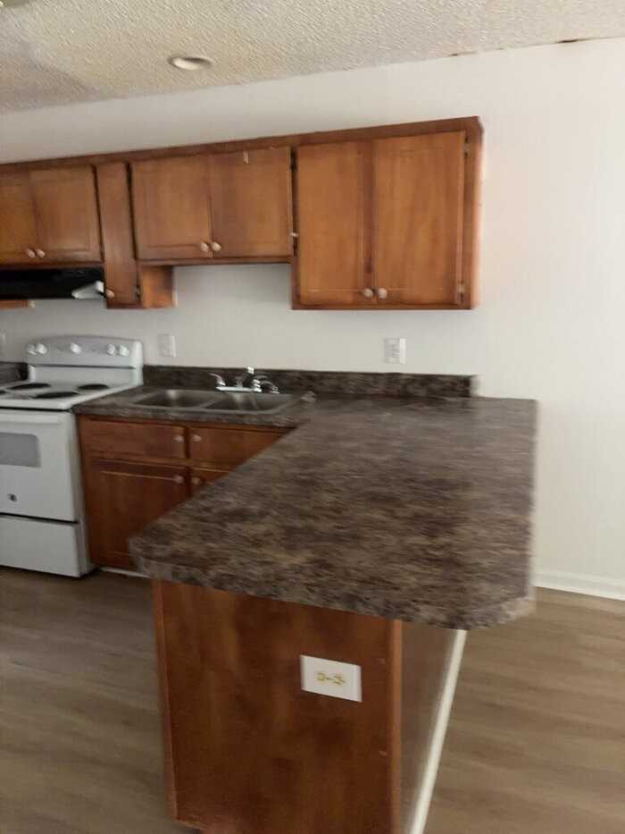 3520 Vista Trl #A - Photo 5 of 9