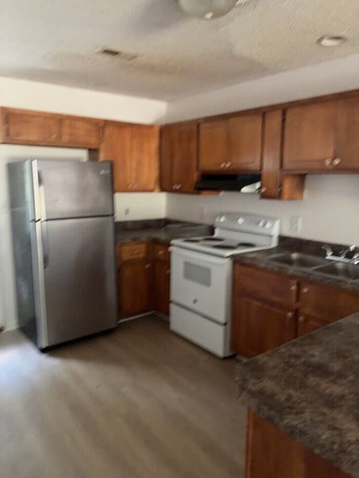 3520 Vista Trl #A - Photo 6 of 9