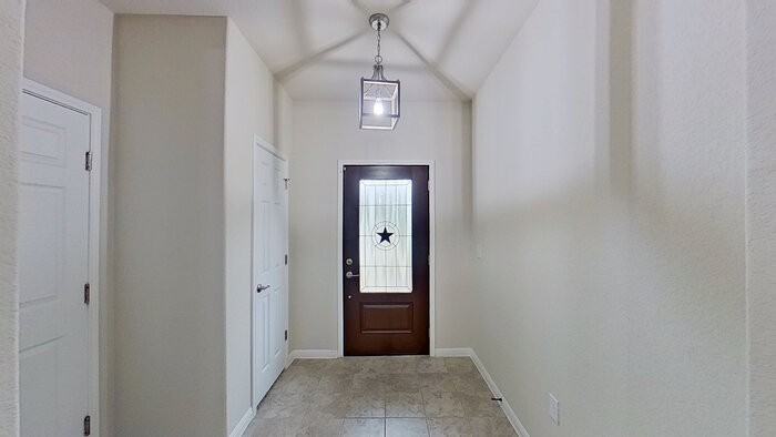 176 Mayney Ln - Photo 2 of 41
