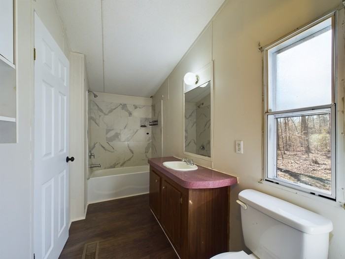 1810 Sanctuary Ln #B - Photo 7 of 11