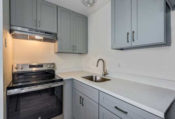 2265 Mcbride Ln #Q - Photo 2 of 14