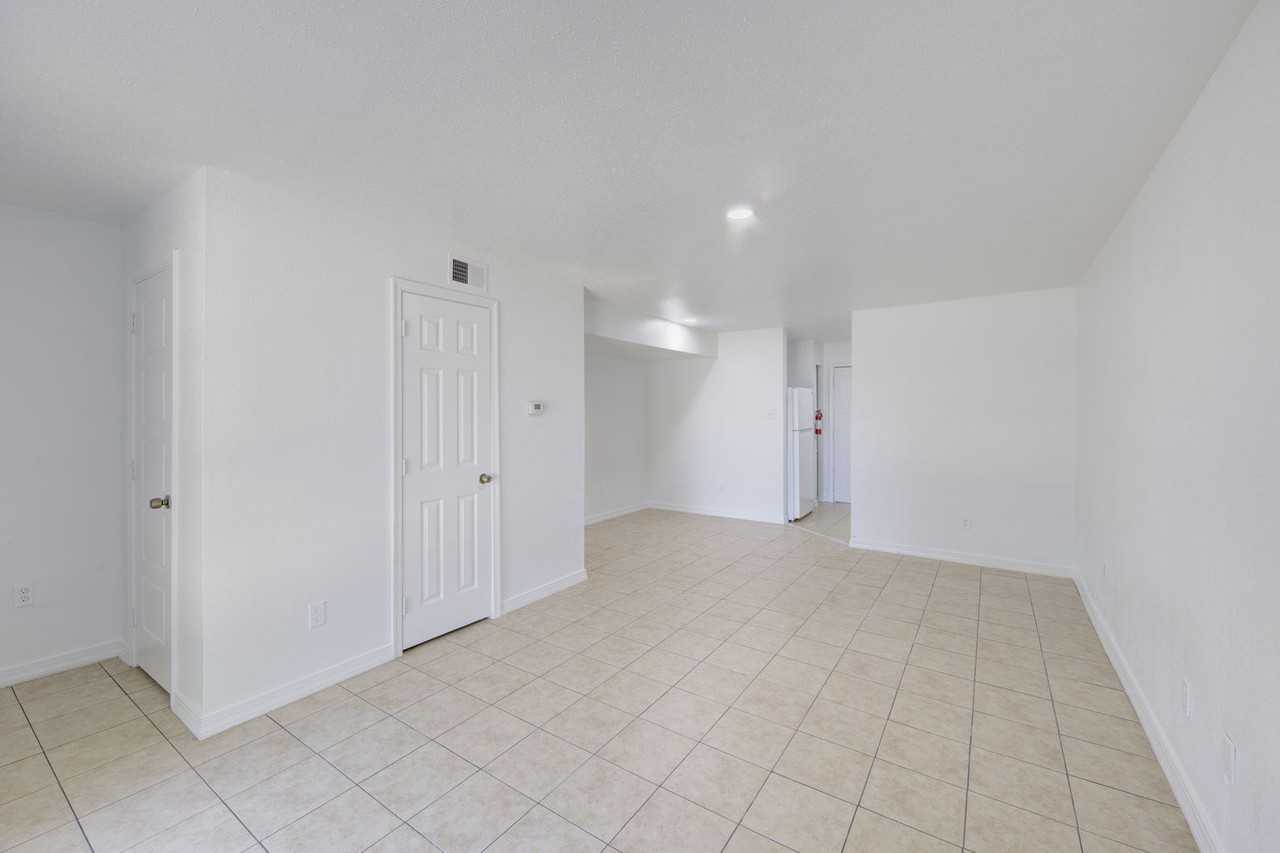 Hallshire Apartments - Photo 2 of 50