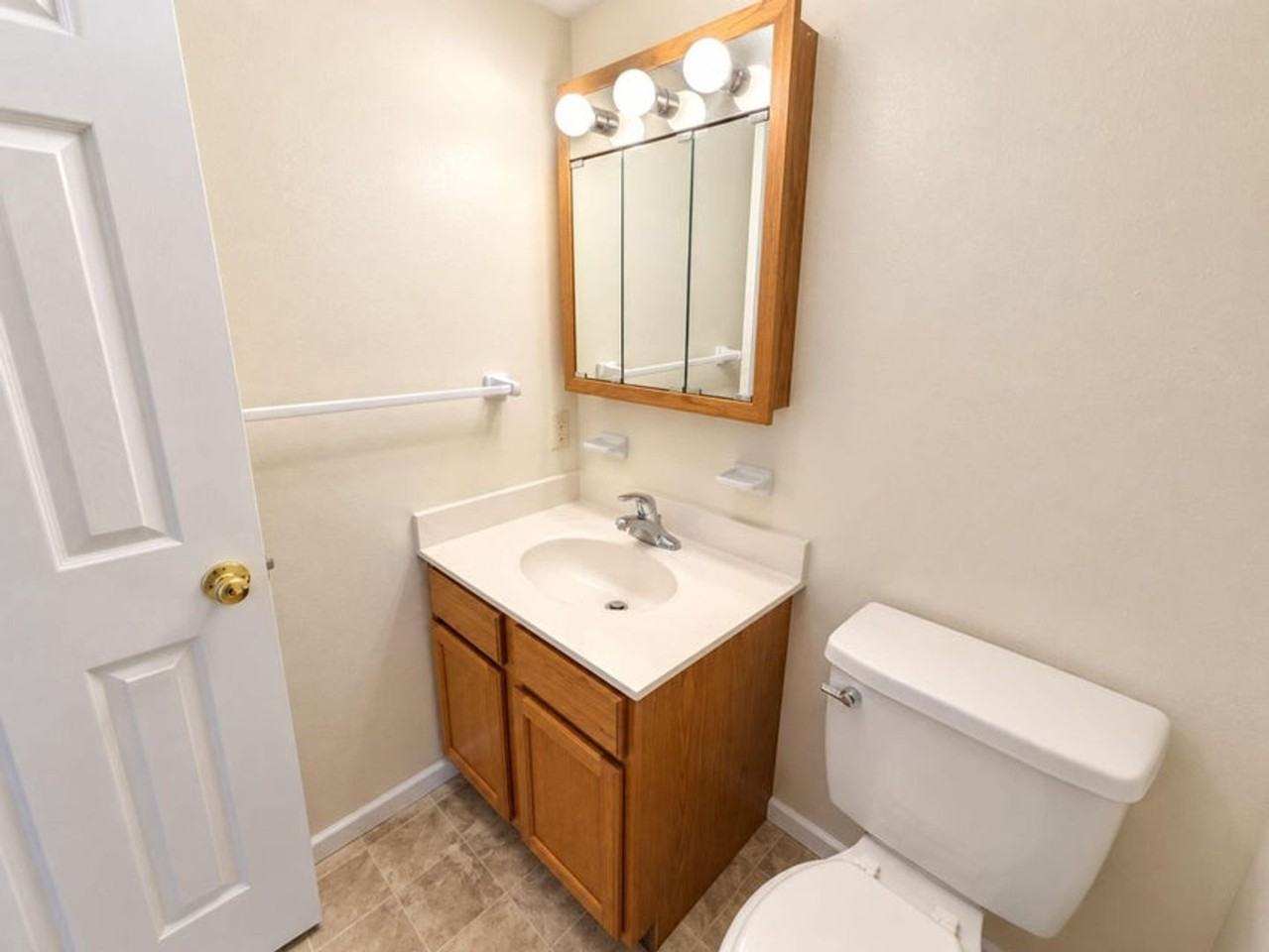 907 907 Southwest Blvd C-2 #2 - Photo 6 of 18