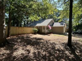 featured image of 110 Northside Dr