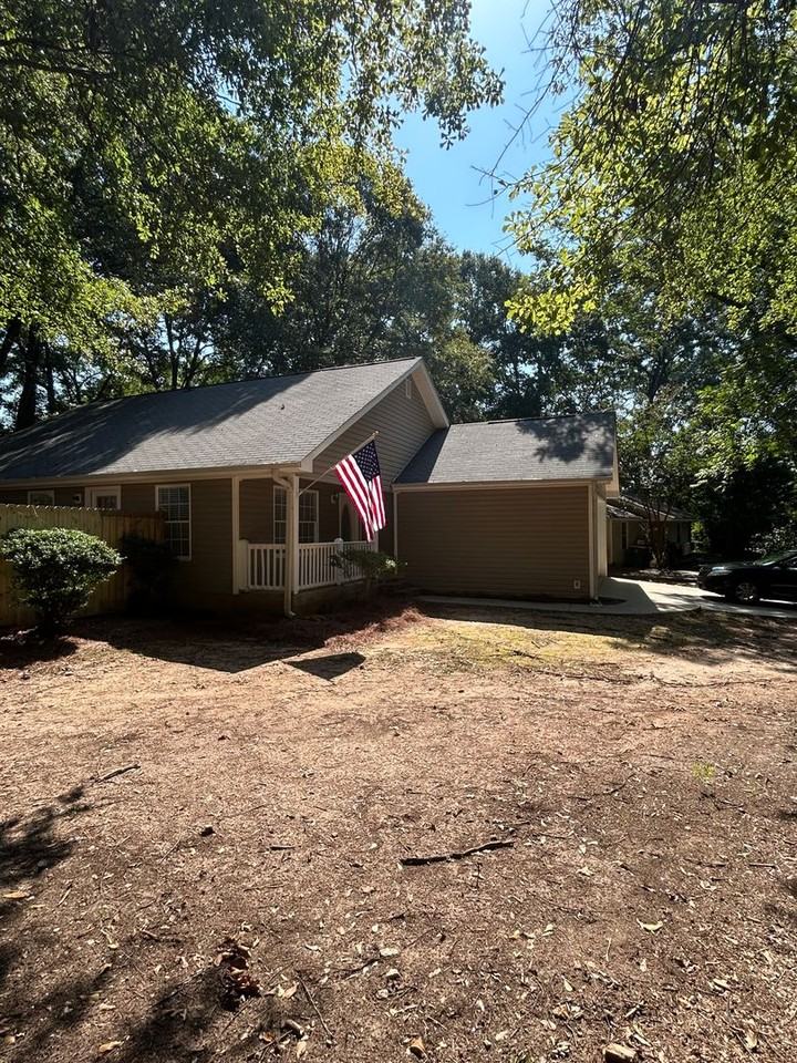 110 Northside Dr - Photo 2 of 28