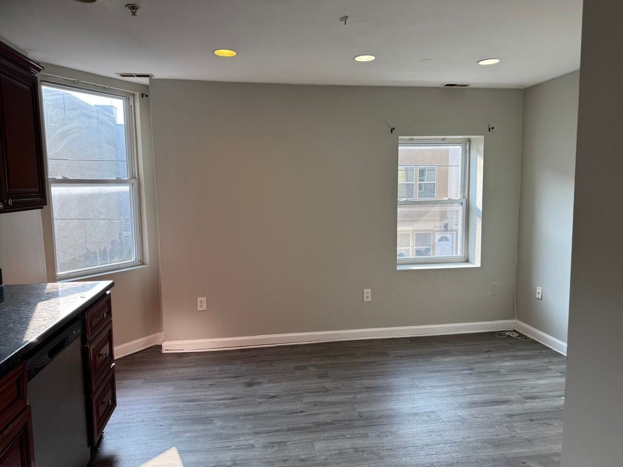 2144 N 18th St - Photo 3 of 12