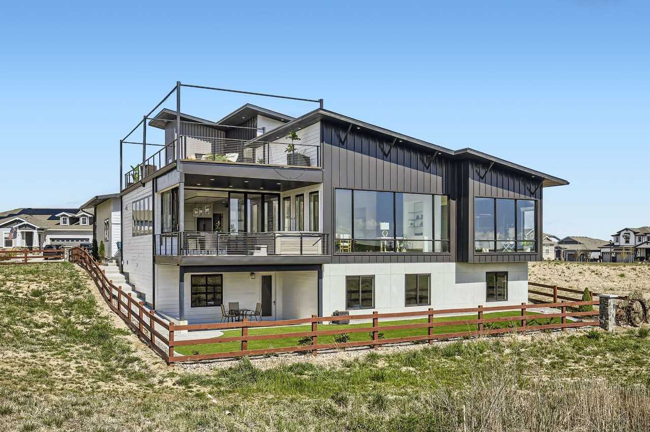 1759 Abundance Dr - Photo 4 of 50