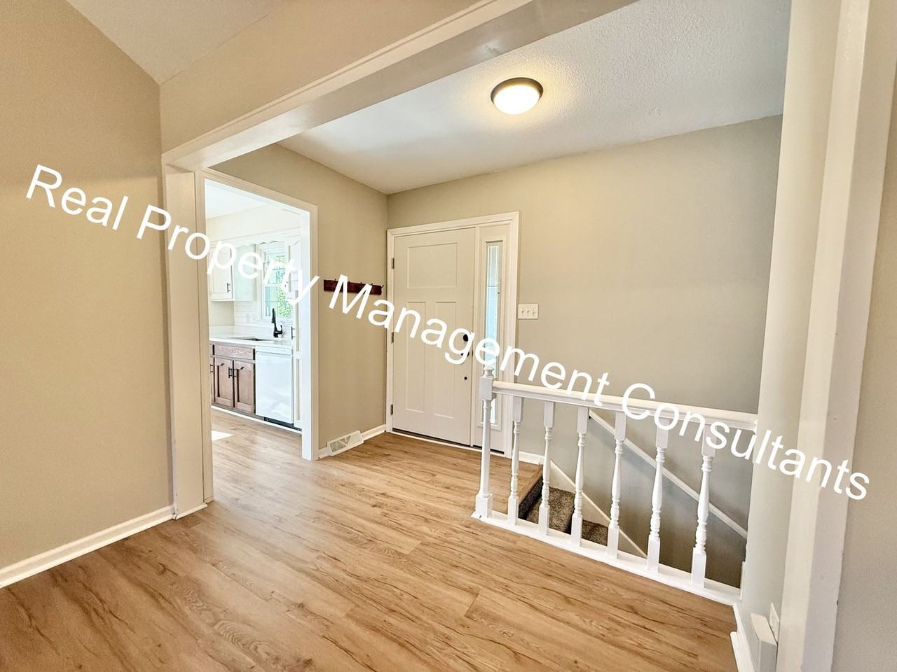 1205 Se 2nd Ter - Photo 4 of 35