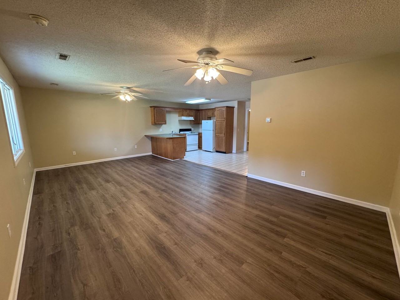15 Welch Ct - Photo 2 of 20