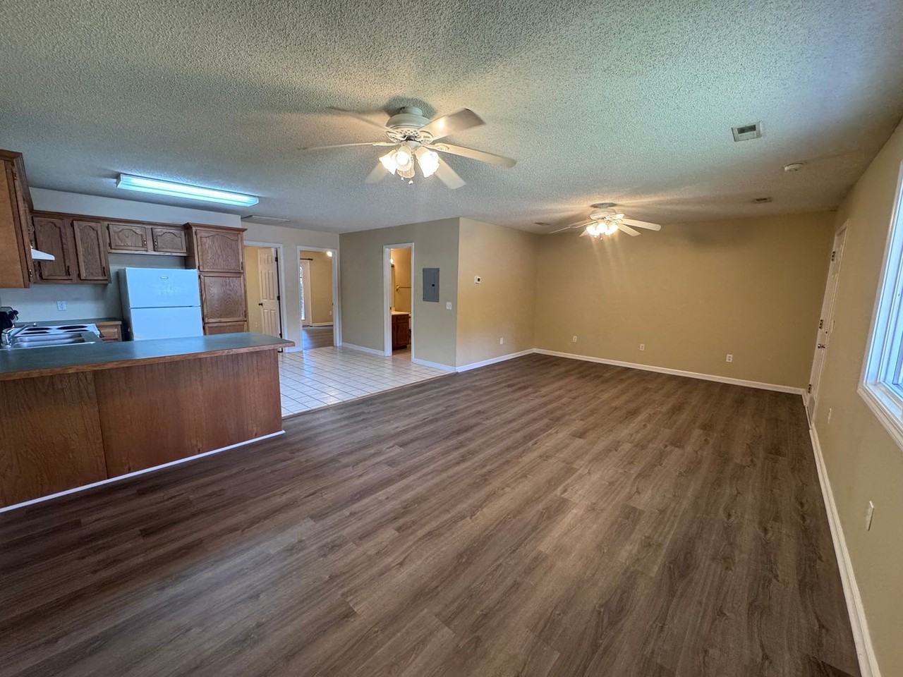 15 Welch Ct - Photo 3 of 20
