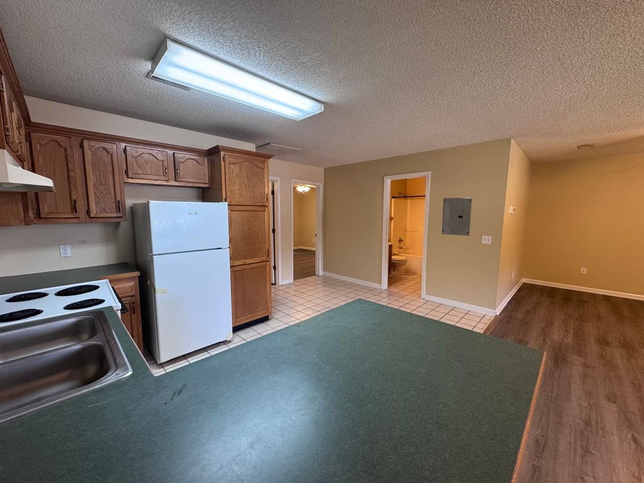 15 Welch Ct - Photo 6 of 20