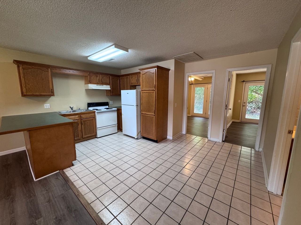 15 Welch Ct - Photo 7 of 20