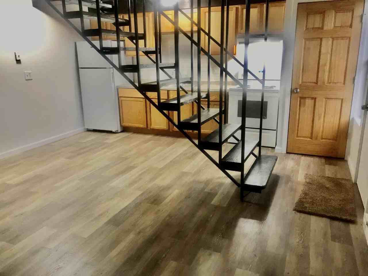 67 Riley St - Photo 3 of 7
