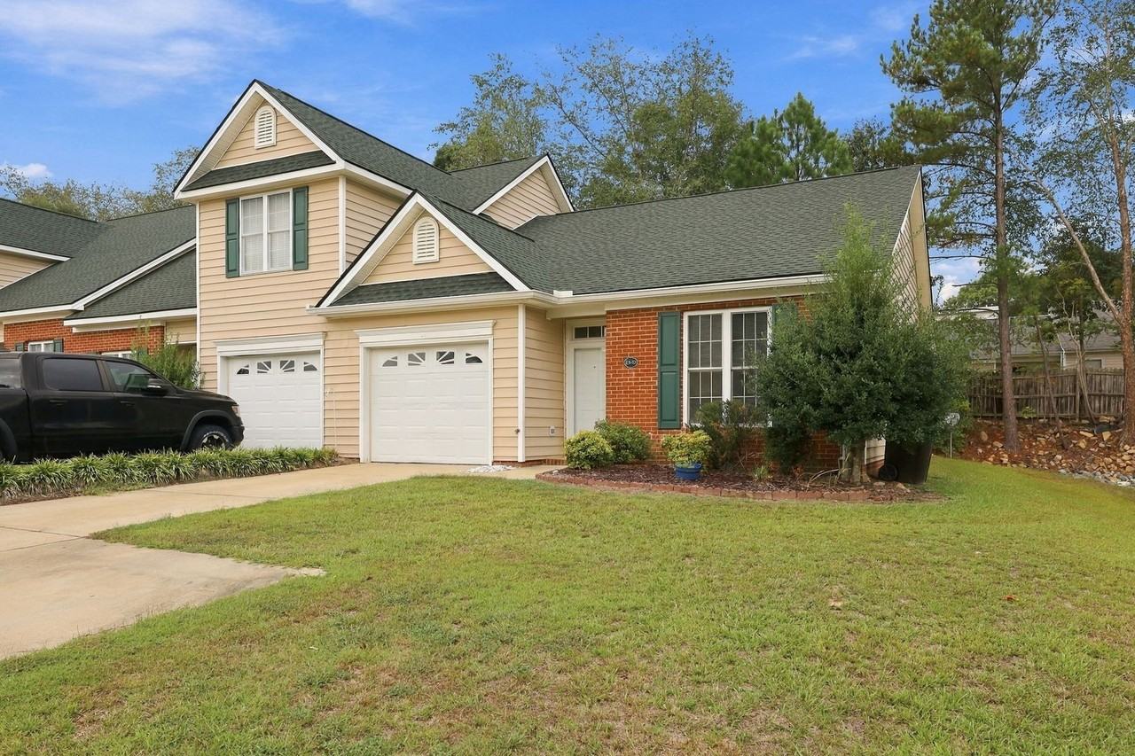 85 Brookmere Dr #D - Photo 2 of 47