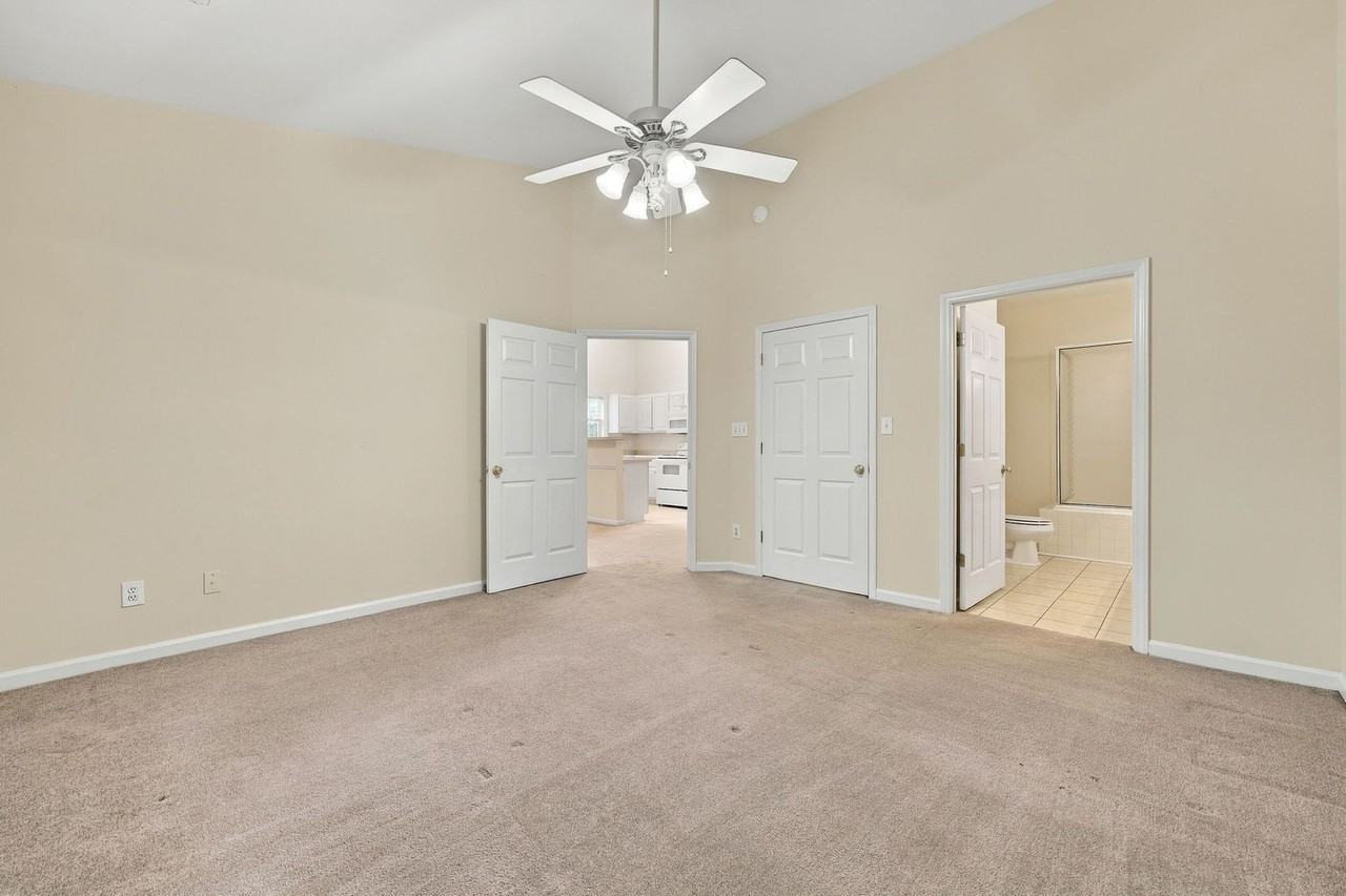 85 Brookmere Dr #D - Photo 7 of 47
