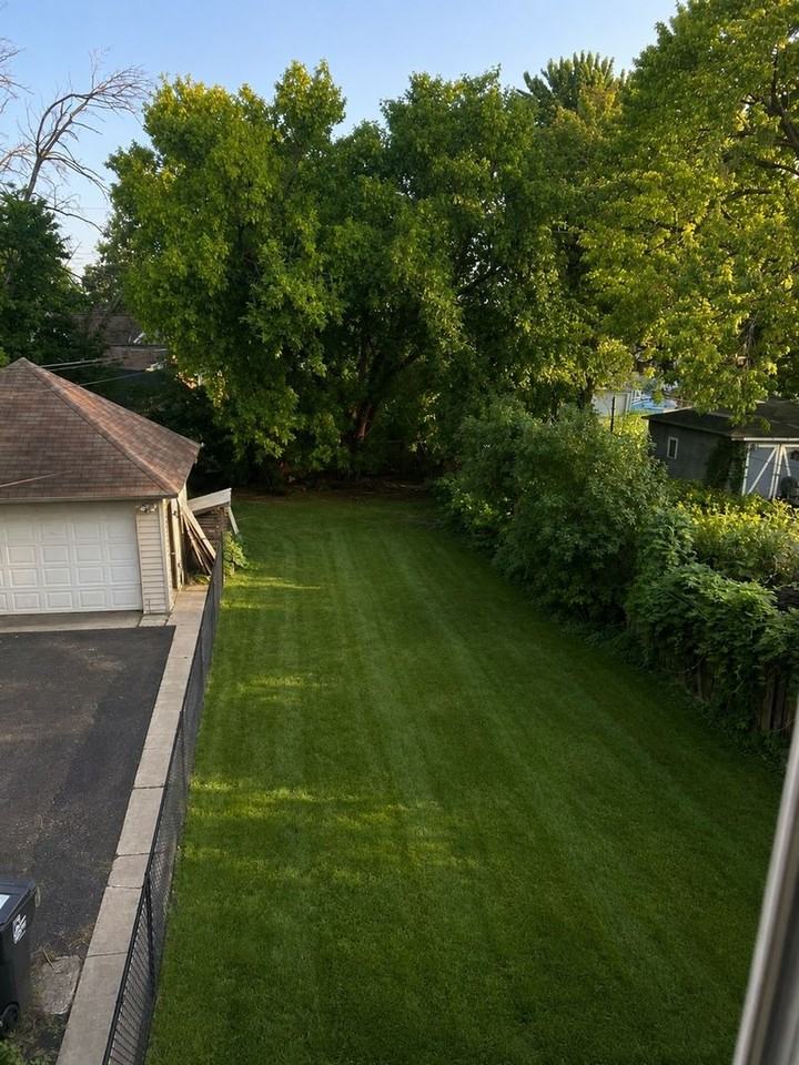 708 Randolph Ave - Photo 4 of 11