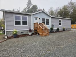 featured image of 3762 Sinclair Dr