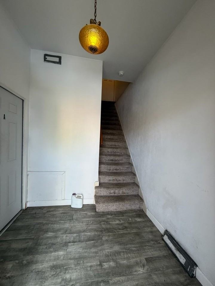 704 S High St - Photo 7 of 14