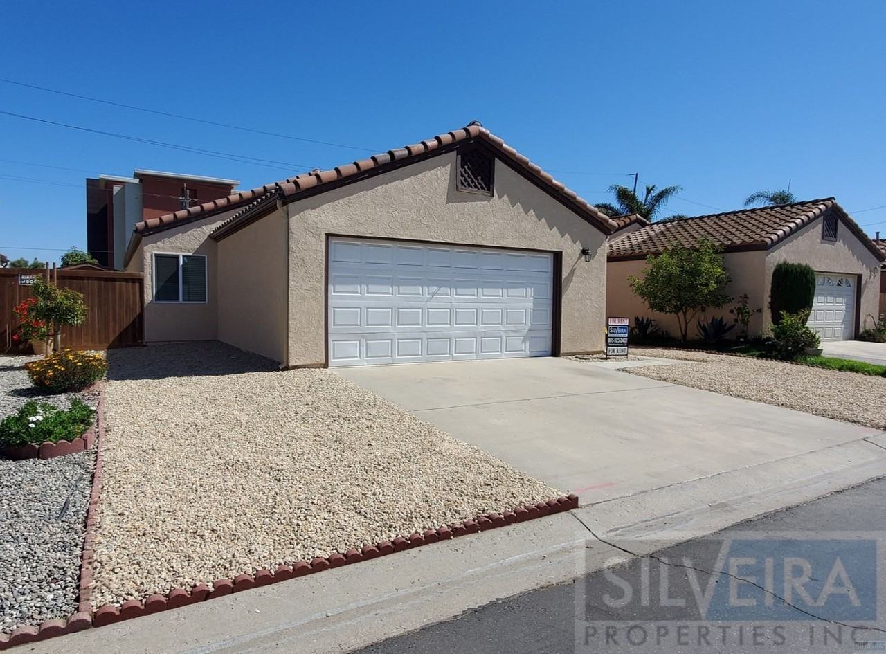 2136 Garden Dr - Photo 3 of 14