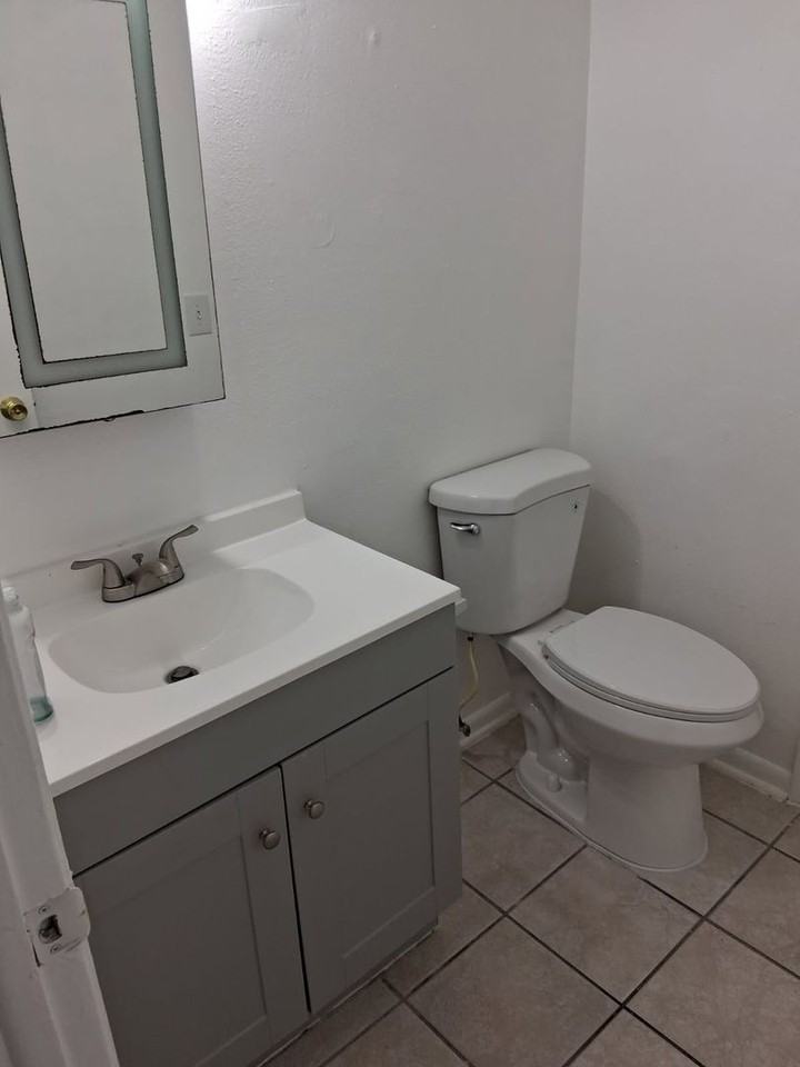 103 Hickory Ln - Photo 5 of 14