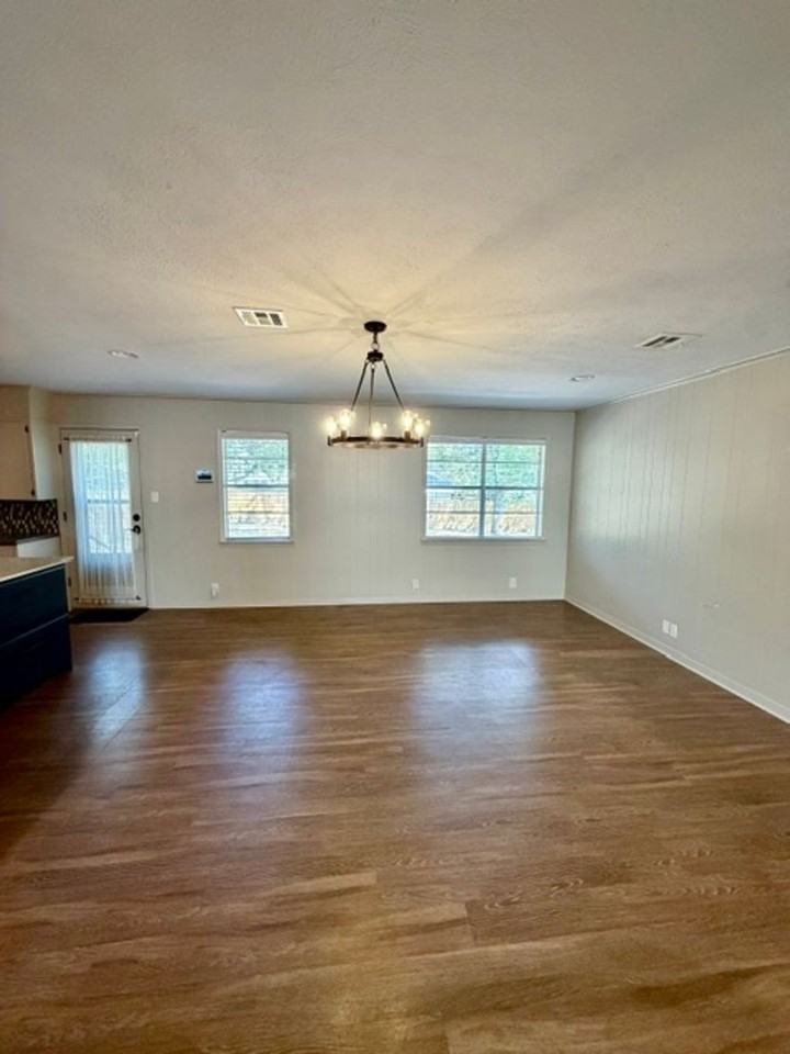114 N 30th St - Photo 4 of 15