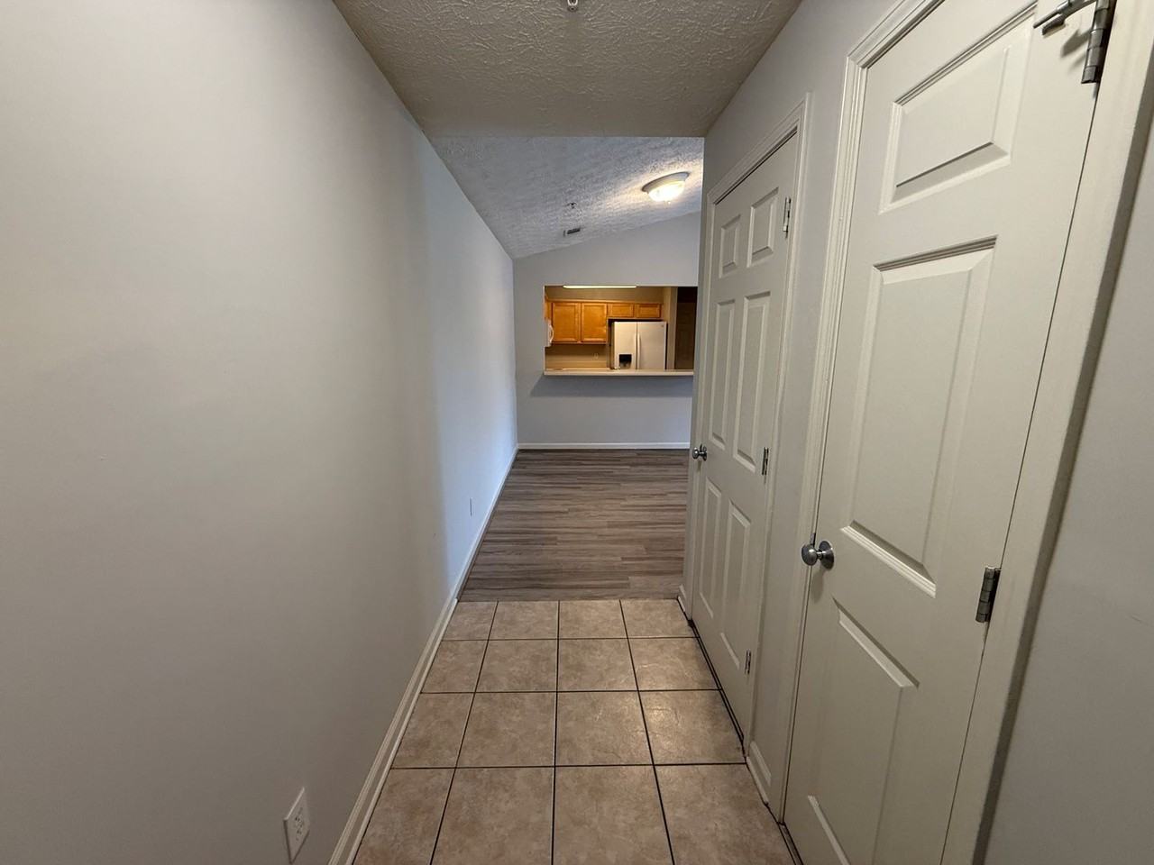 1385 S Donahue Dr #3-204 - Photo 3 of 15