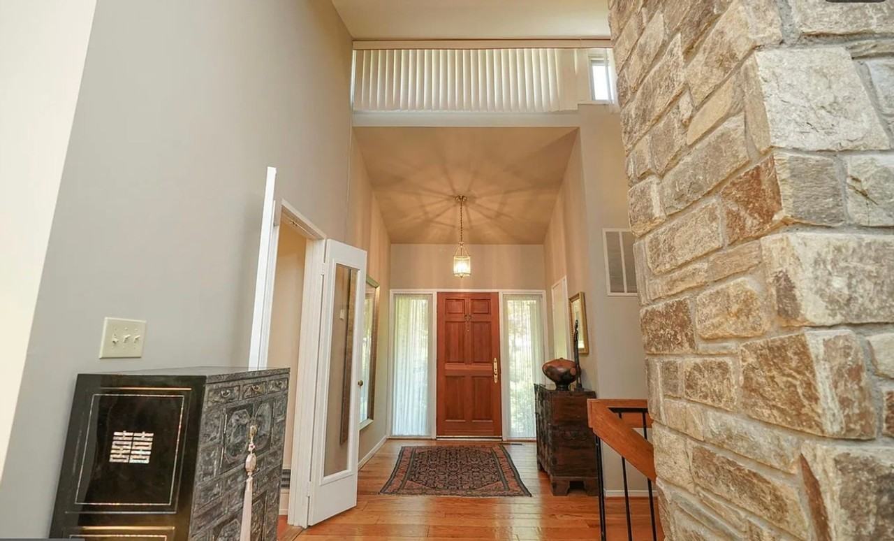 8801 Quiet Stream Ct - Photo 5 of 27