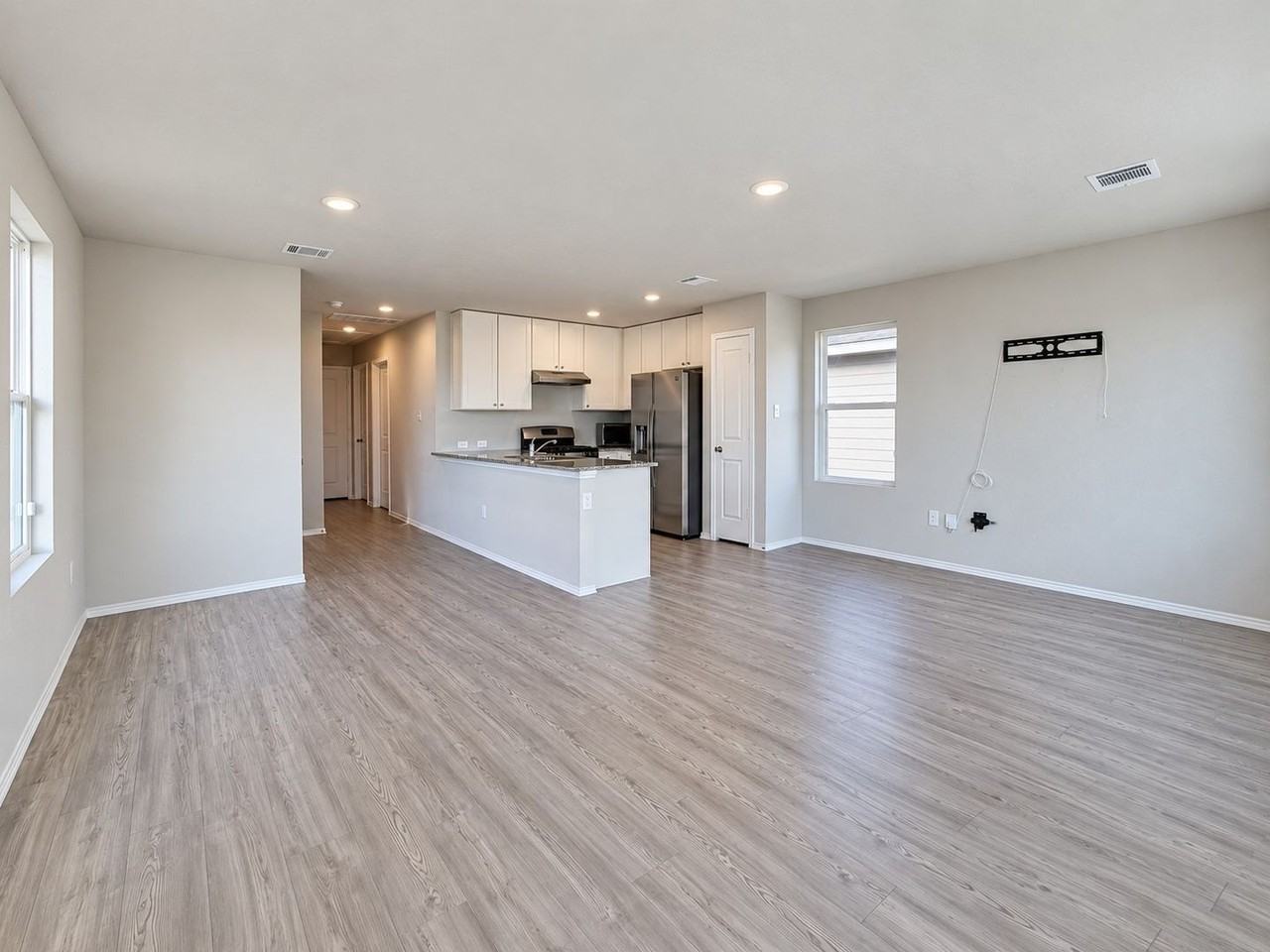 7511 Silos Trl - Photo 5 of 15