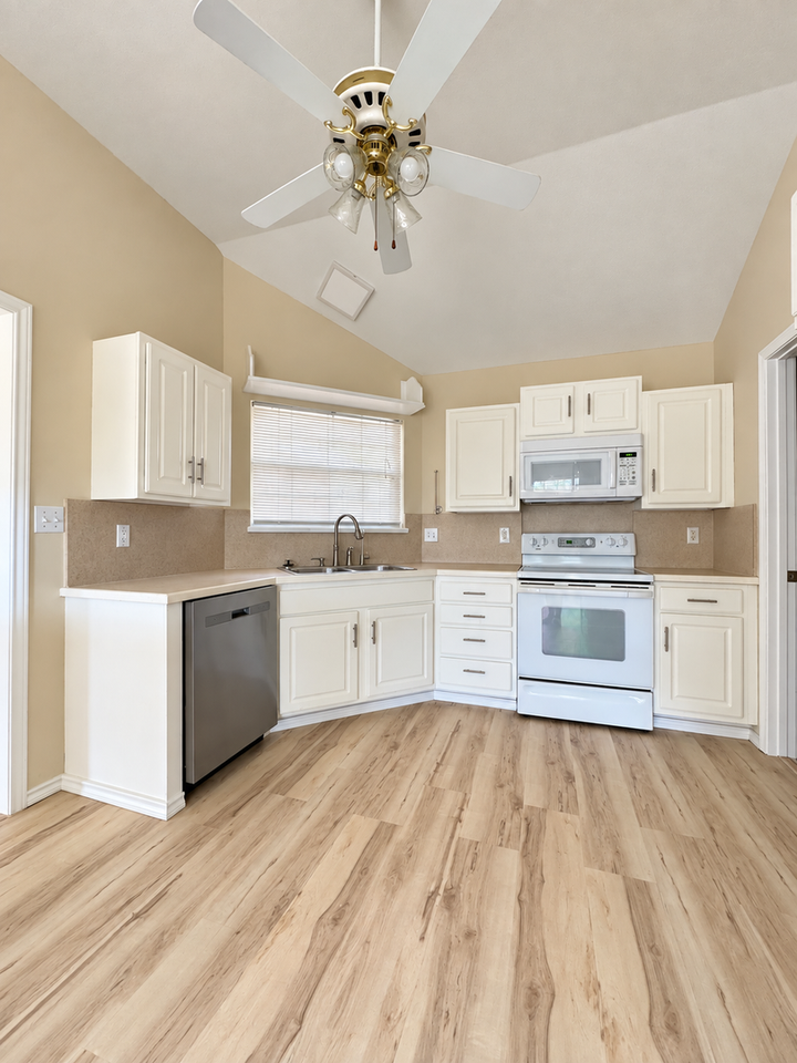 710 Hunters Glen Rd - Photo 6 of 16