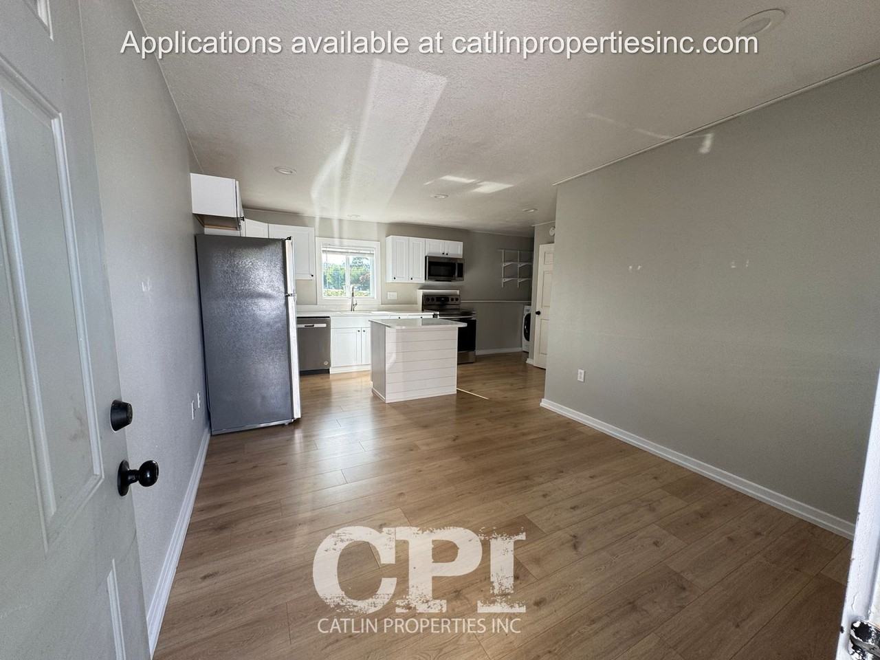 5824 Ocean Beach Hwy #B - Photo 2 of 17