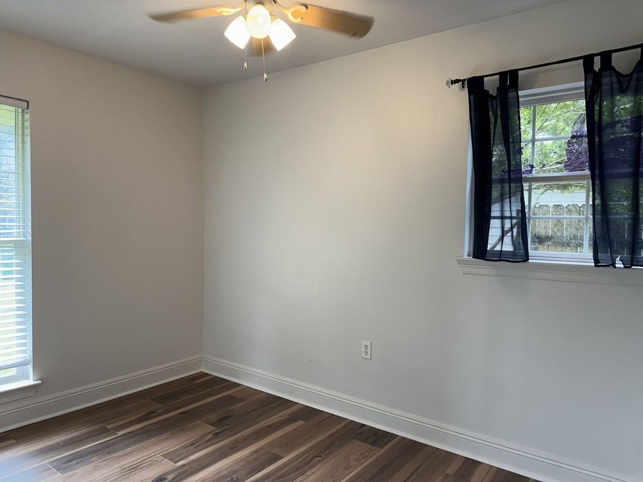 228 Martin Ln - Photo 5 of 12