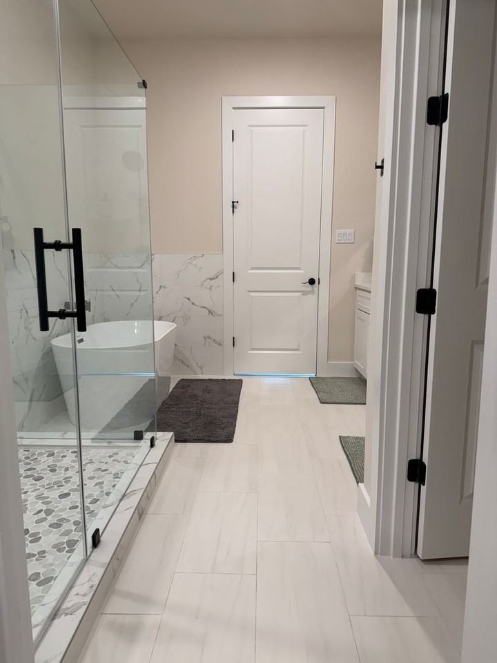 4405 Anthony Court Ln - Photo 4 of 13