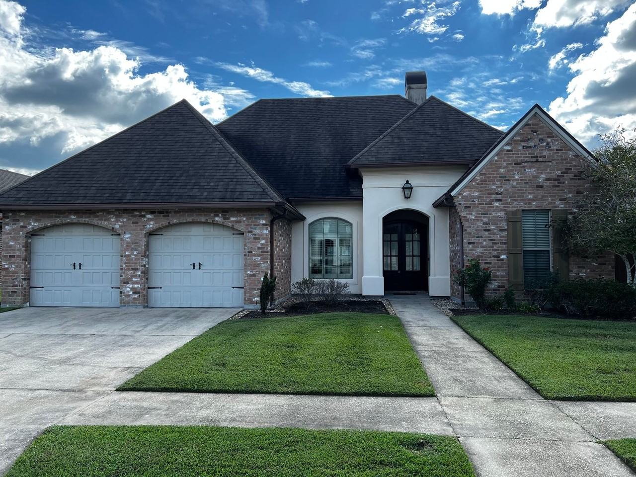 108 Huttingtower Ln - Photo 2 of 24