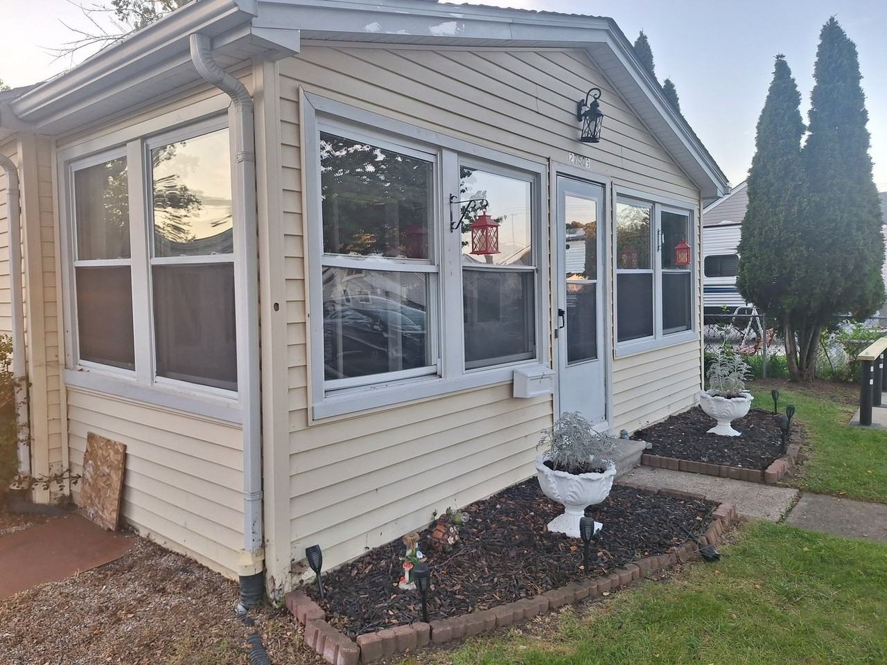 27509 Bohnhoff St - Photo 2 of 20