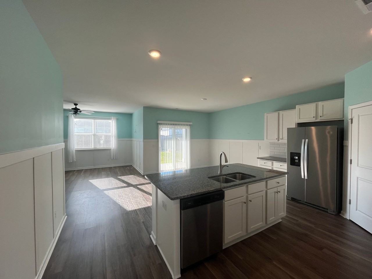 2521 Sandy Banks Ln - Photo 6 of 39