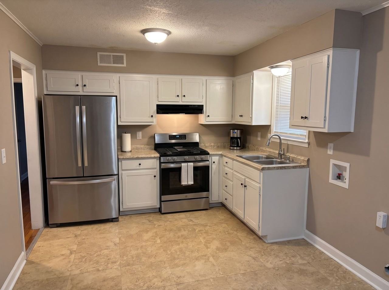 4314 Ford Rd - Photo 2 of 13