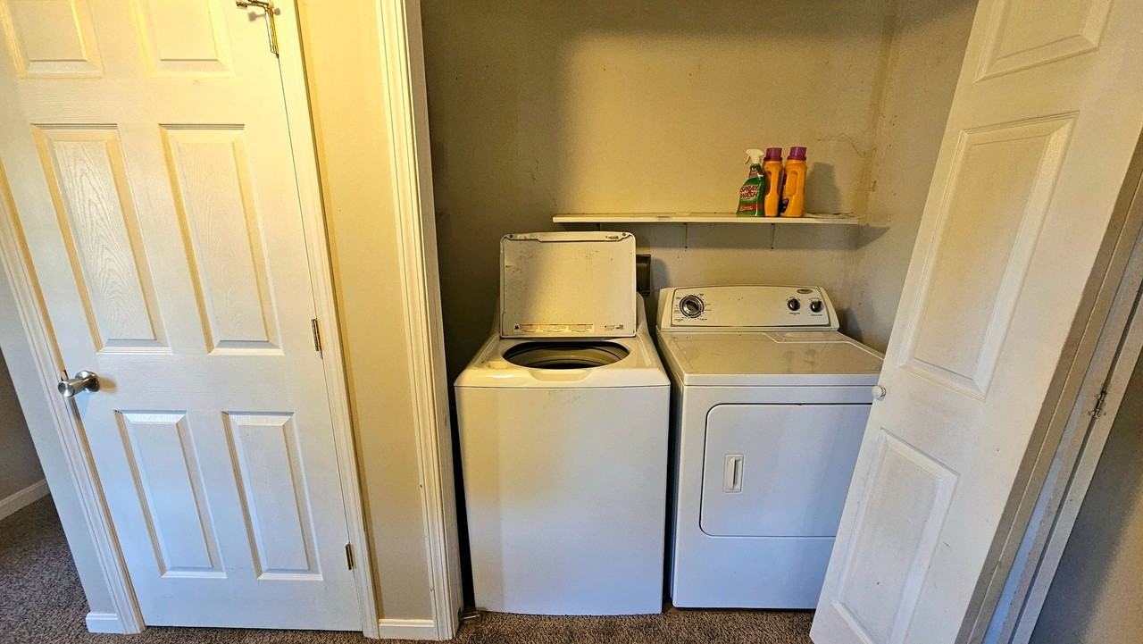 189 Markey St #B - Photo 5 of 11