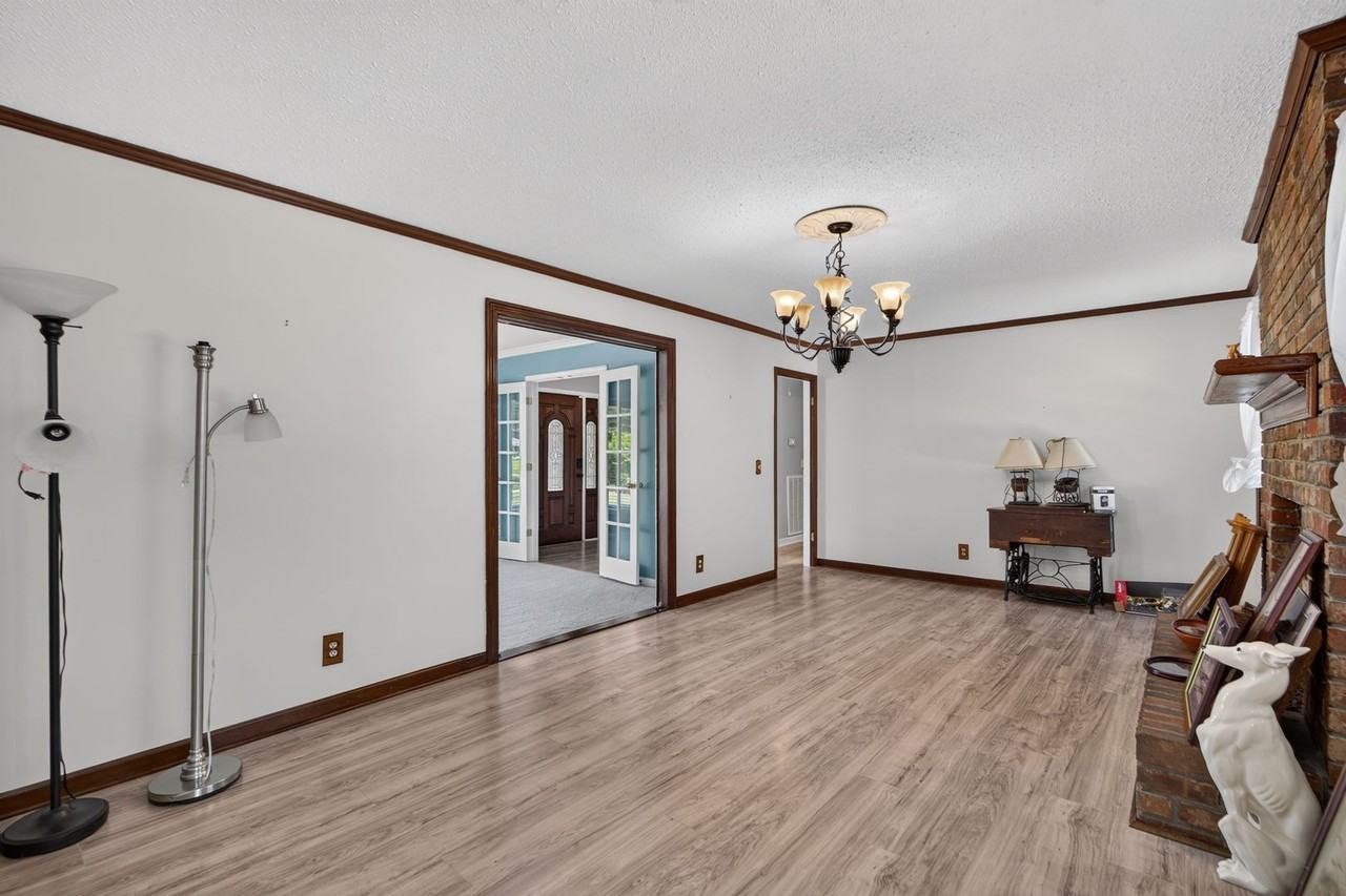 109 Rollingwood Cir Nw - Photo 5 of 27