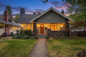 featured image of 632 W 20th Ave