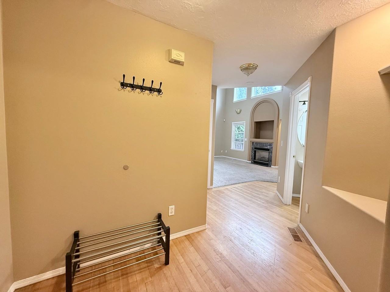 2476 Sw Wright Pl - Photo 4 of 27