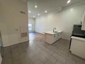 449a - Photo 1 of 1