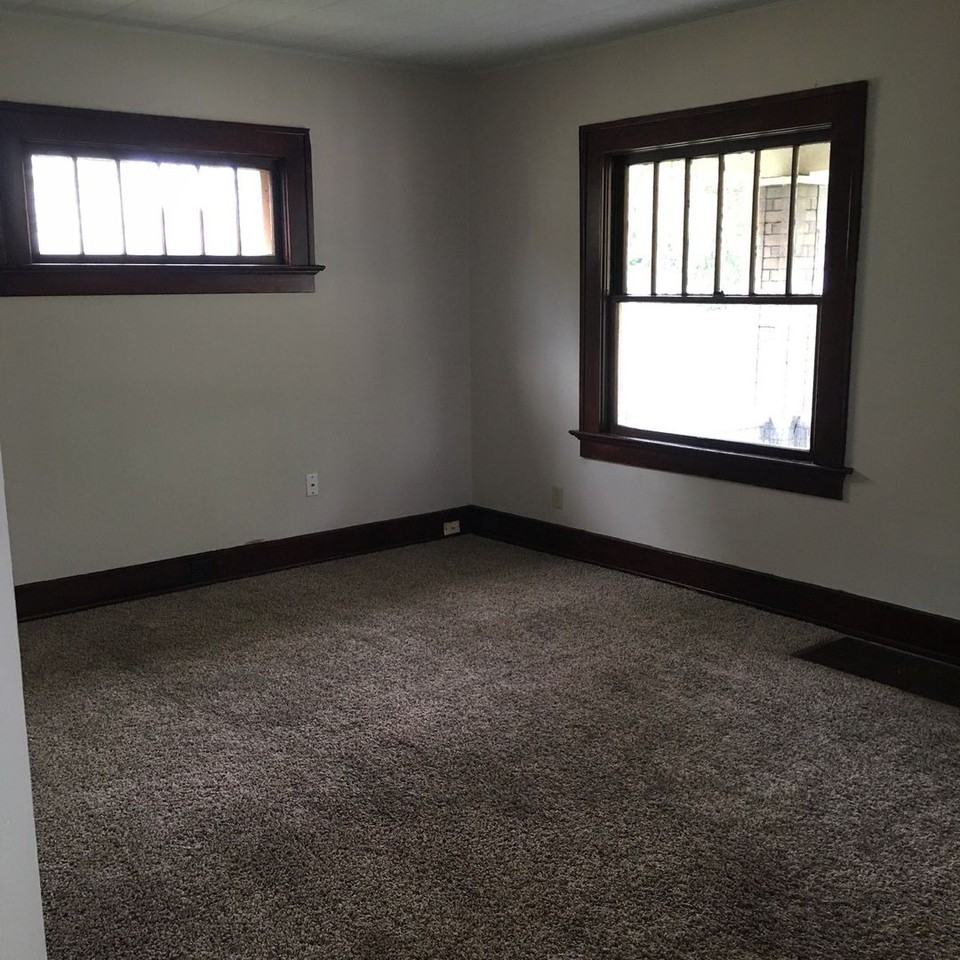 3222 Winter St - Photo 3 of 10