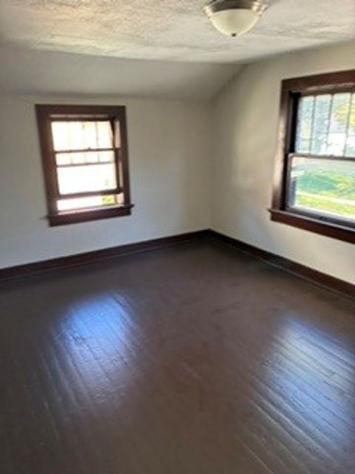 3222 Winter St - Photo 4 of 10