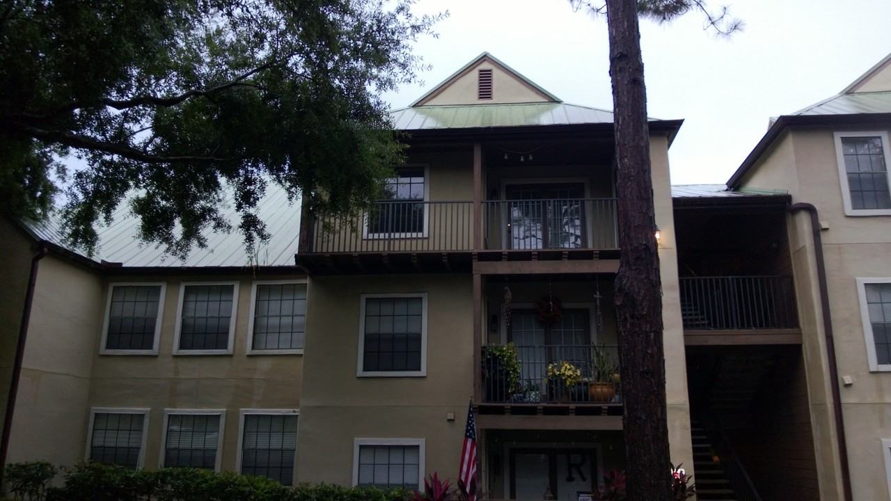 232 Afton Sq #304