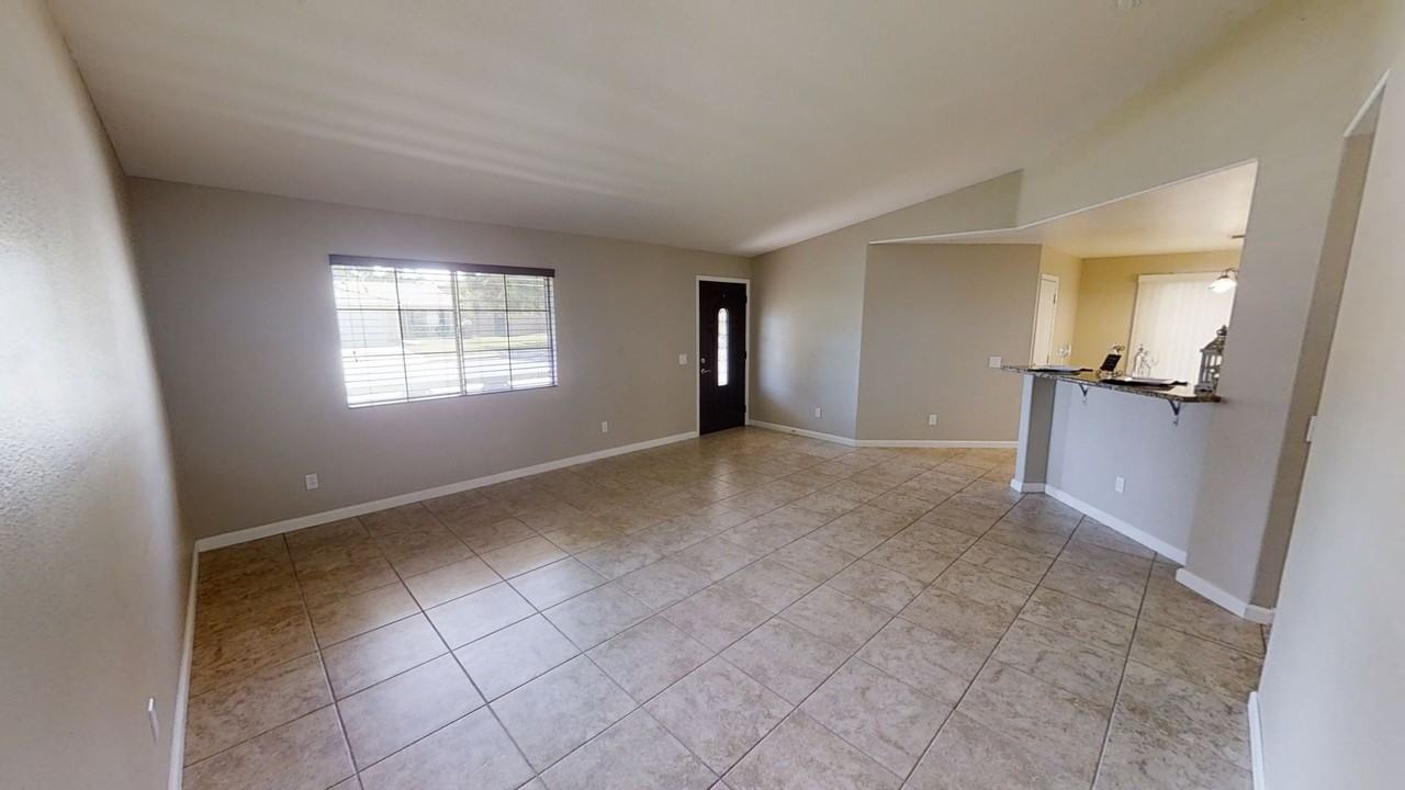 604 Marlboro Way - Photo 4 of 19