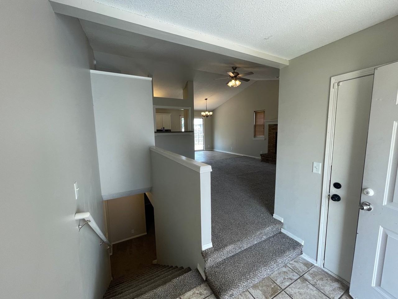 10866 W Dora Ct - Photo 3 of 31