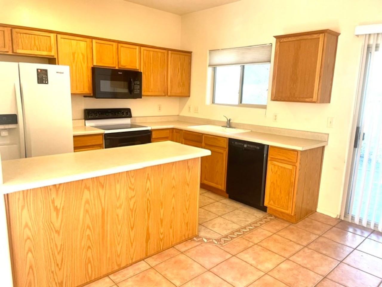 5362 N Mesquite Bosque Way - Photo 3 of 11