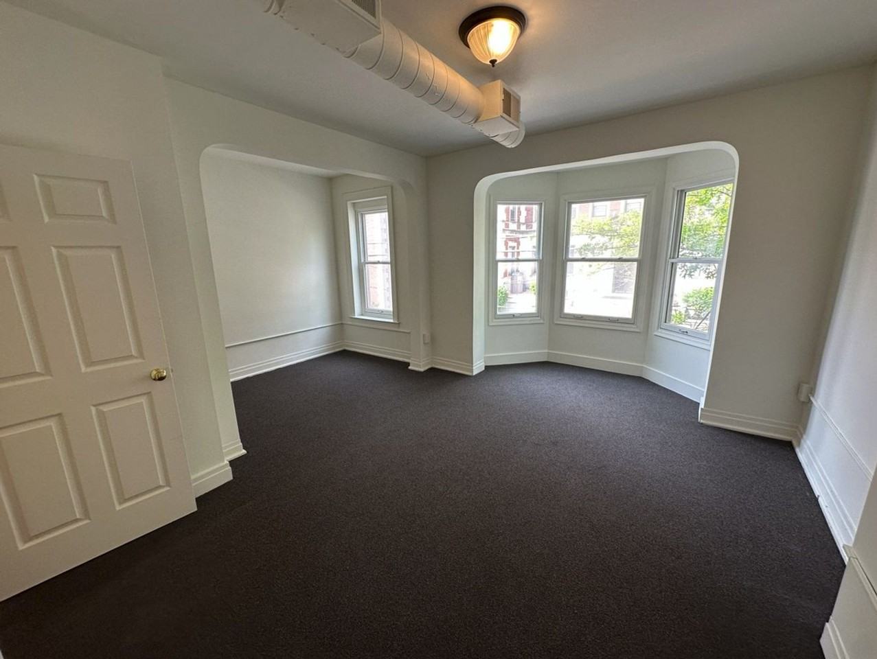 47 N Newberry St - Photo 2 of 9