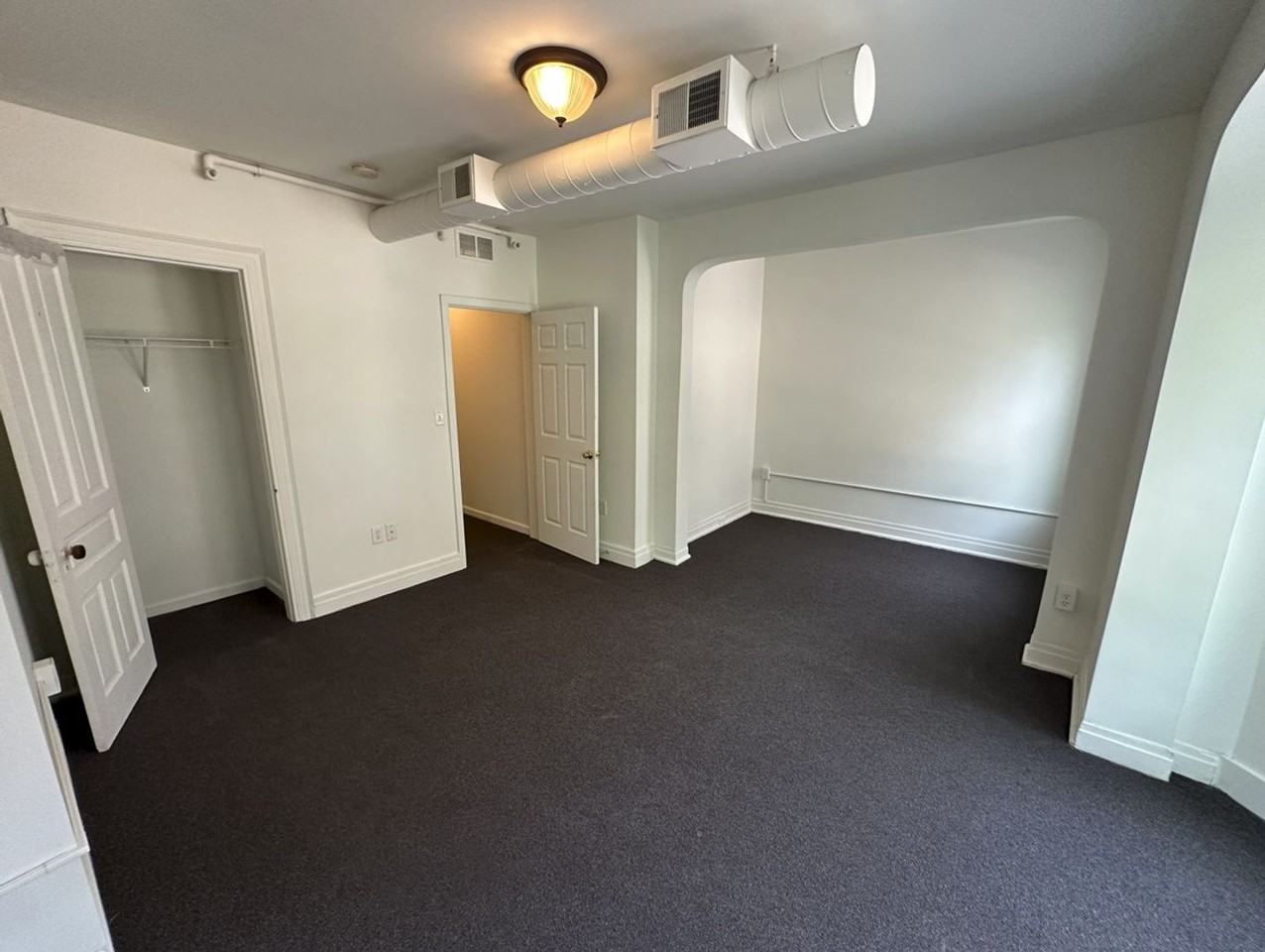 47 N Newberry St - Photo 3 of 9