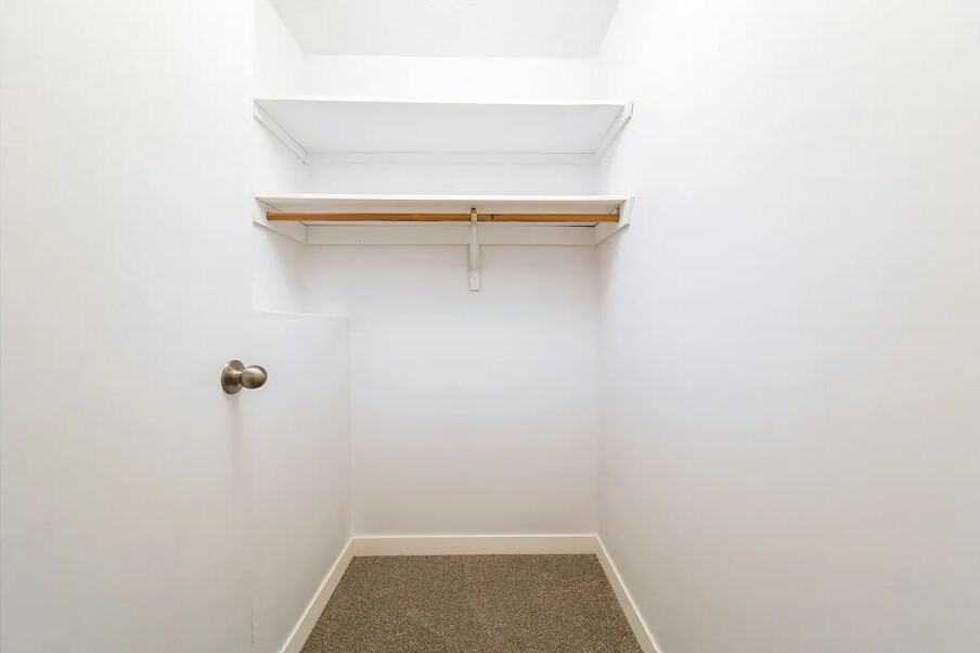 32 Holmes St - Photo 4 of 12